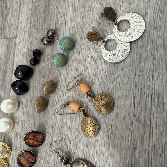 Vintage LOT‎ of Earrings Boho Art Deco MCM 12 pairs! Preowned - Picture 4 of 4